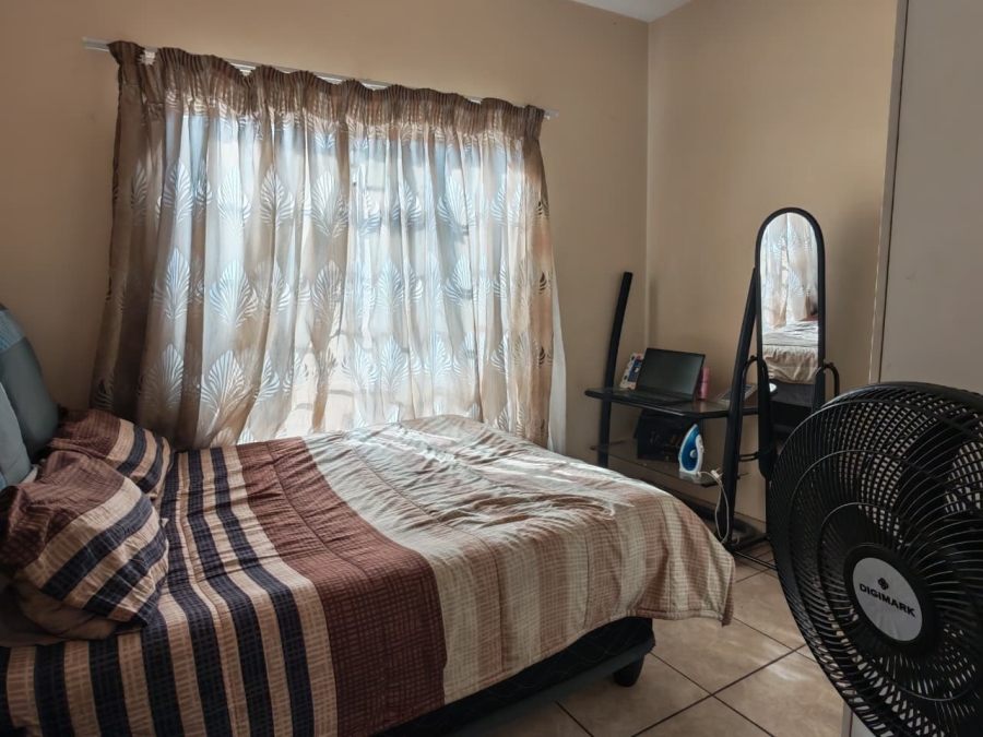 2 Bedroom Property for Sale in Rustenburg Central North West